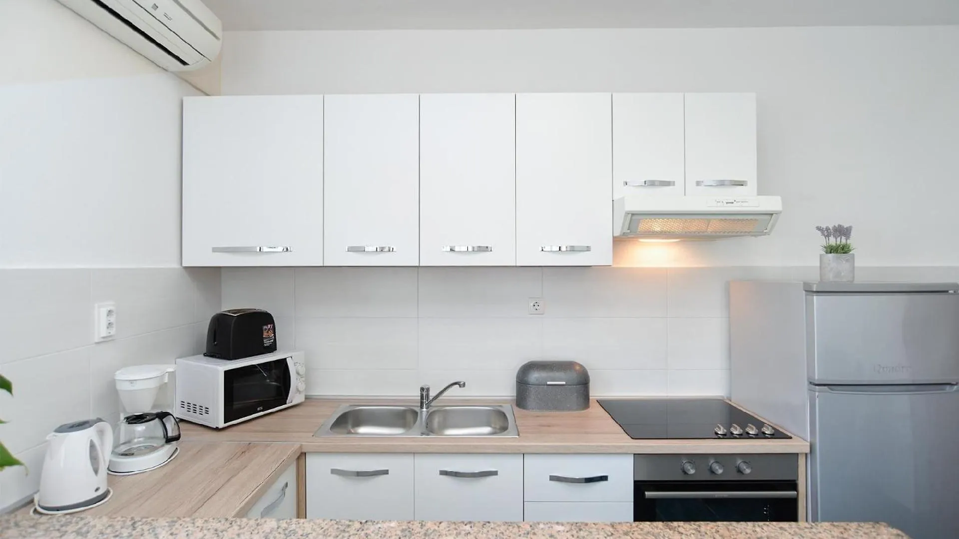Ferienwohnung Fuer 2 Personen Ca 65 Qm In Cervar-Porat, Istrien Istrische Riviera Porec 0*,  Croatia